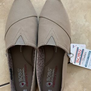 Skechers Bobs (tan)